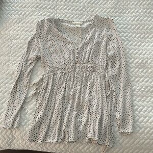 H&M maternity blouse